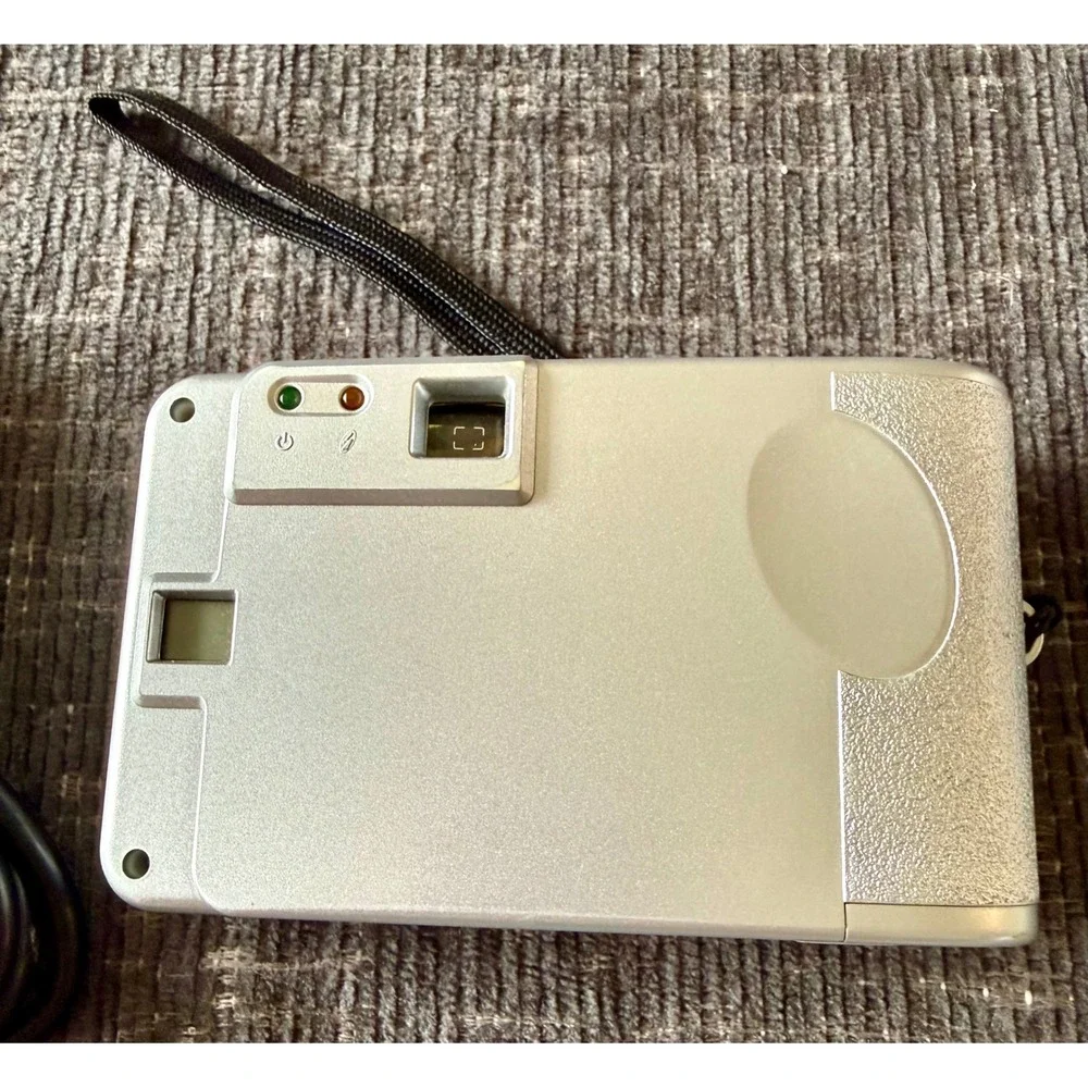 IXLA Digital Superpro 640 Camera Silver Excellent Vintage Y2K DSP640